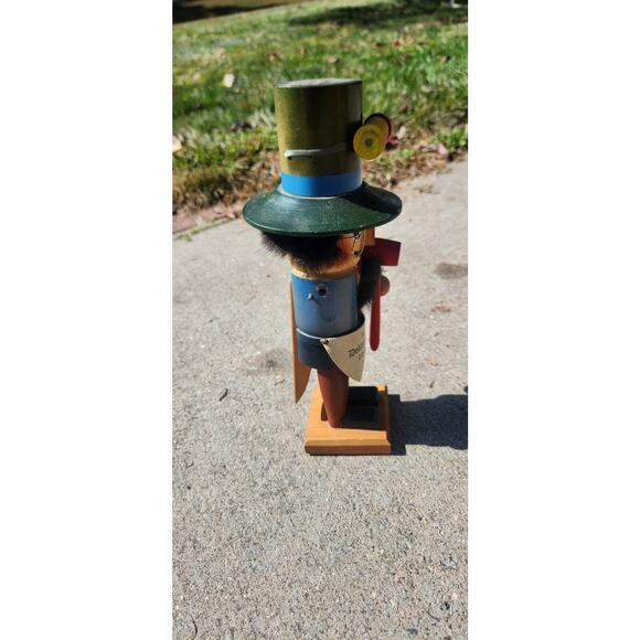 VTG Original Steinbach Dr. Eisenbarth Nutcracker 11.25” Missing Arm - Picture 5 of 6